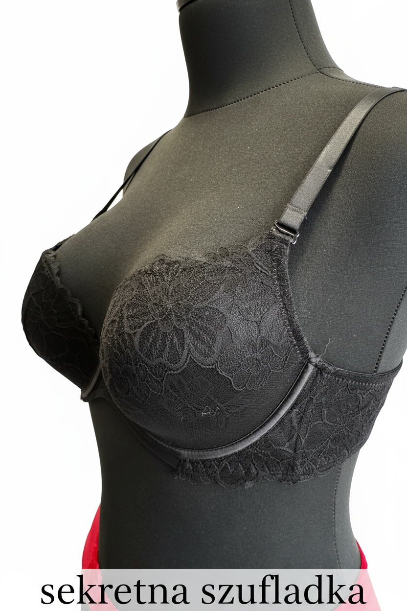 Sekretna Szufladka black bra side higher crop