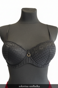 Sekretna Szufladka black textured bra front